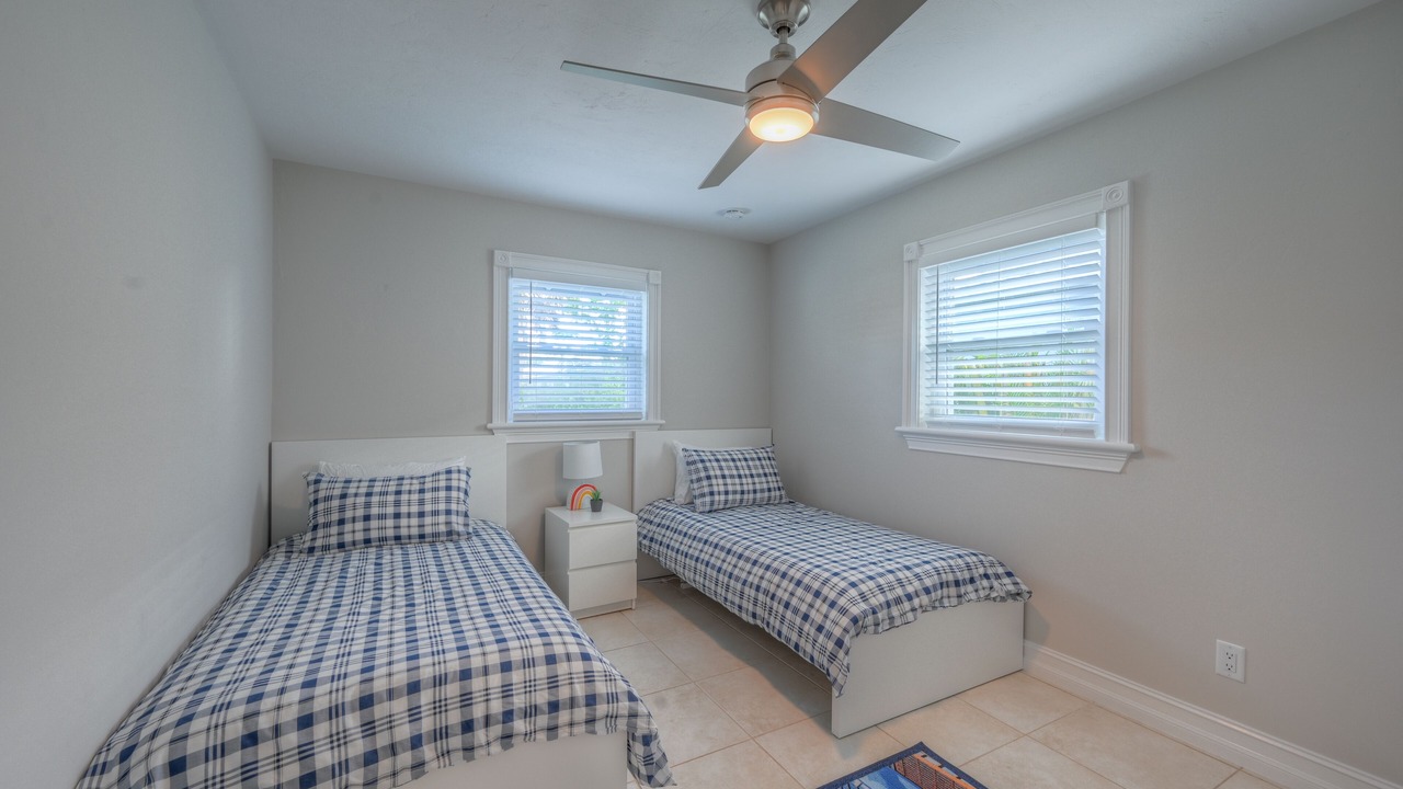 Photo of Bedroom in Naples Park