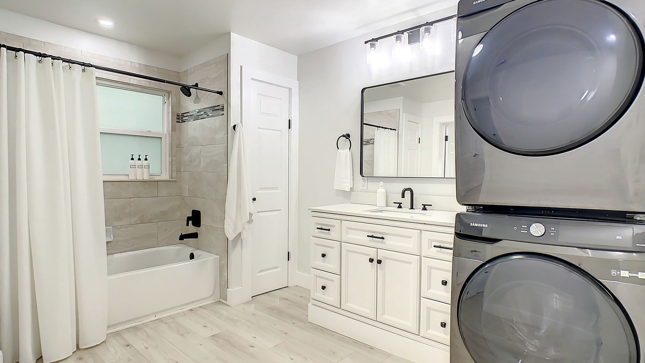 Photo of Bathroom in Ridge Wood Heights