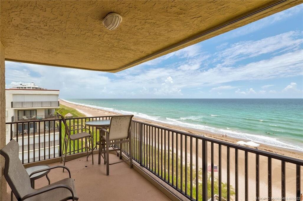 Photo of Patio Balcony in Hutchinson Island South