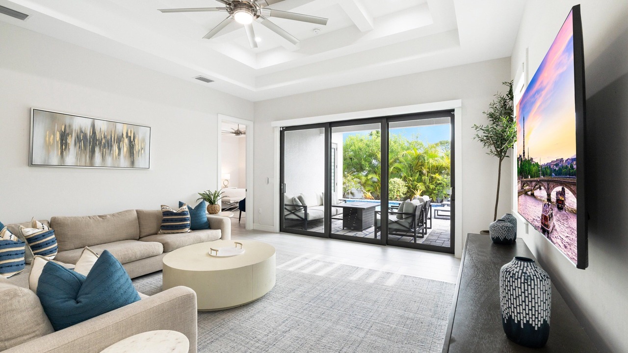 Photo of Livingroom in Naples Park