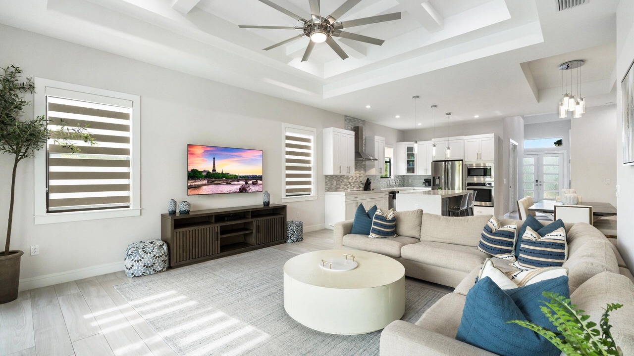 Photo of Livingroom in Naples Park