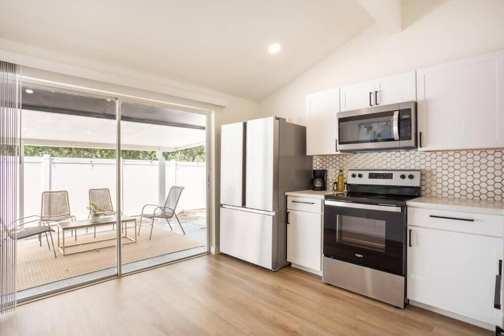 Photo of Kitchen in Bearss Plaza