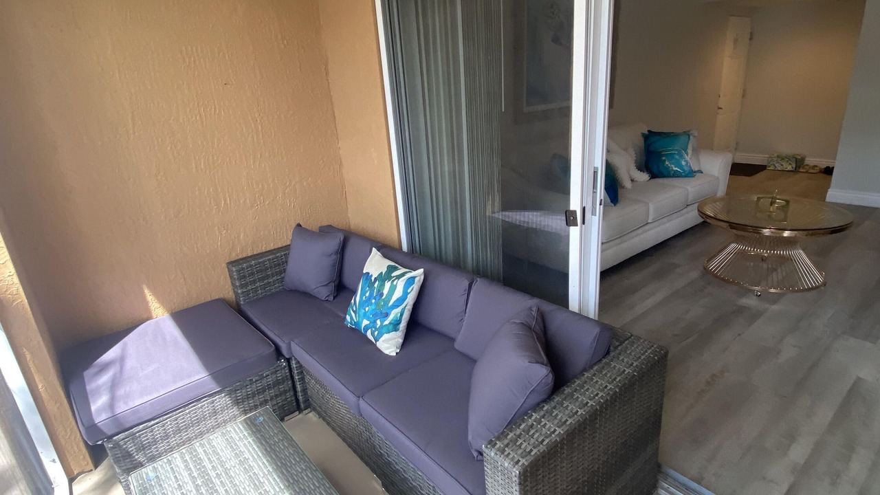 Photo of Livingroom in Naples