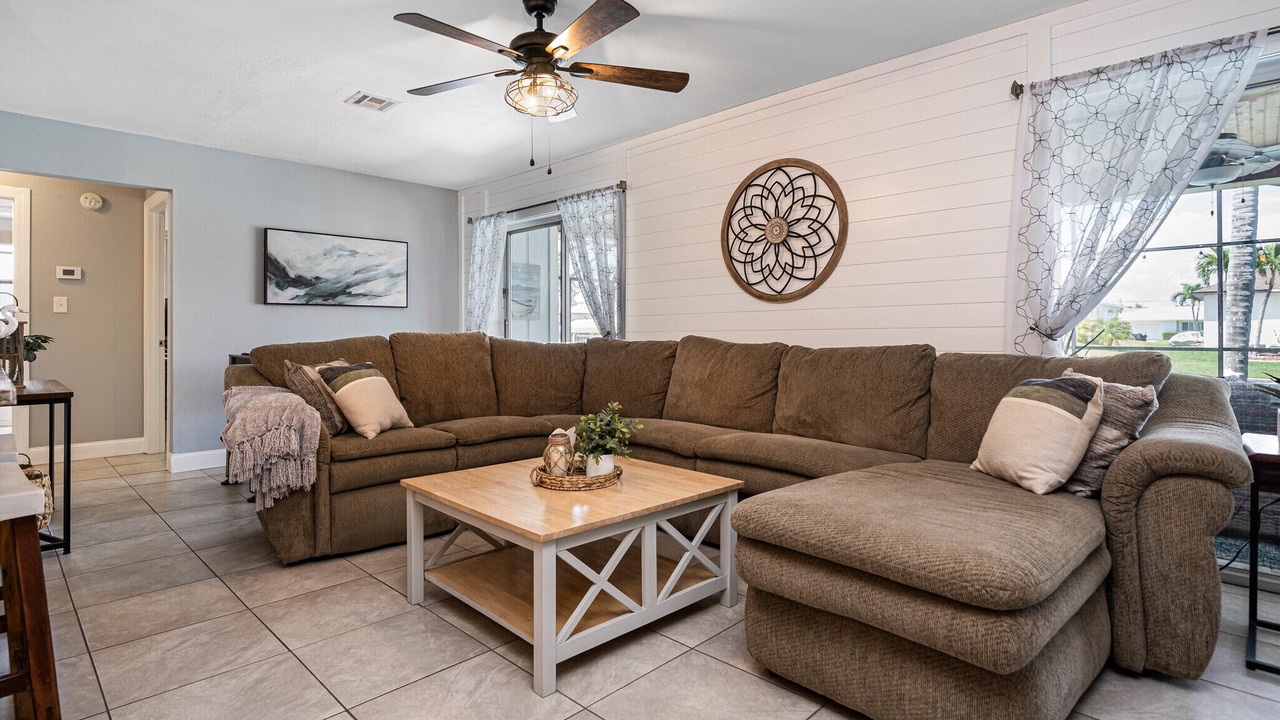 Photo of Bedroom in Caloosahatchee
