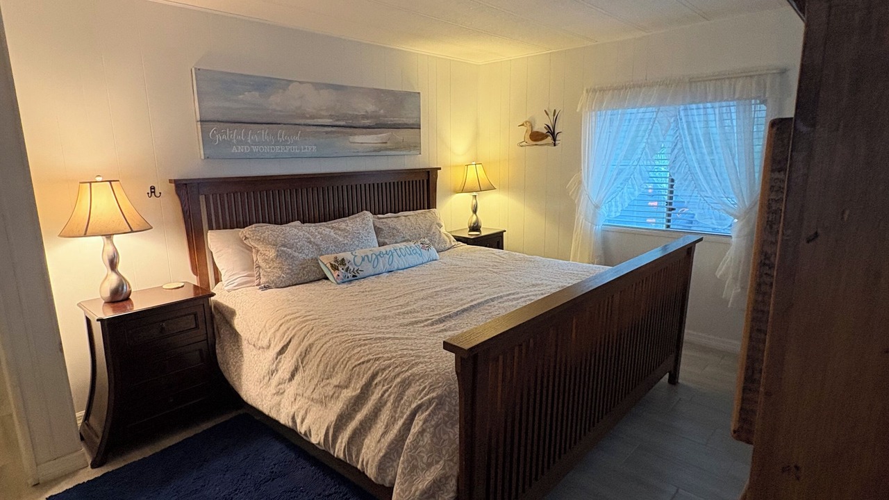 Photo of Bedroom in Buckhead Ridge