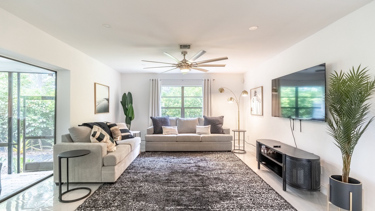 Photo of Bedroom in Palm River Estates