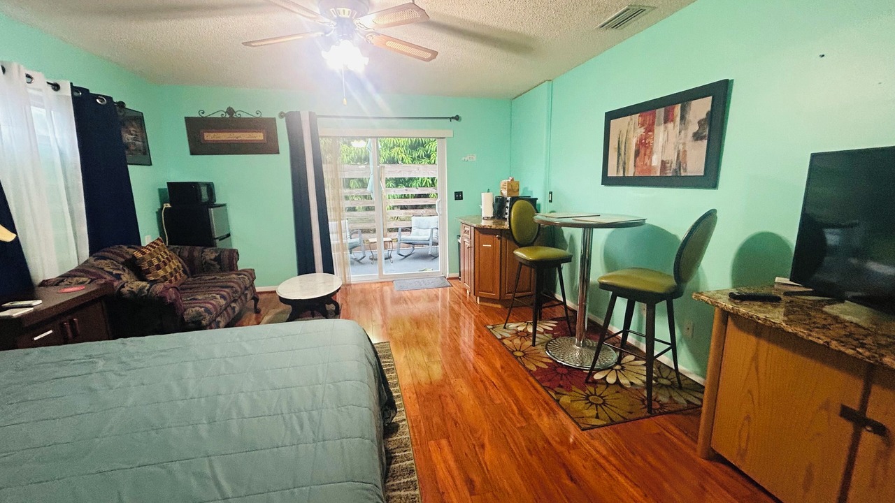 Photo of Bedroom in Indian River Bluff