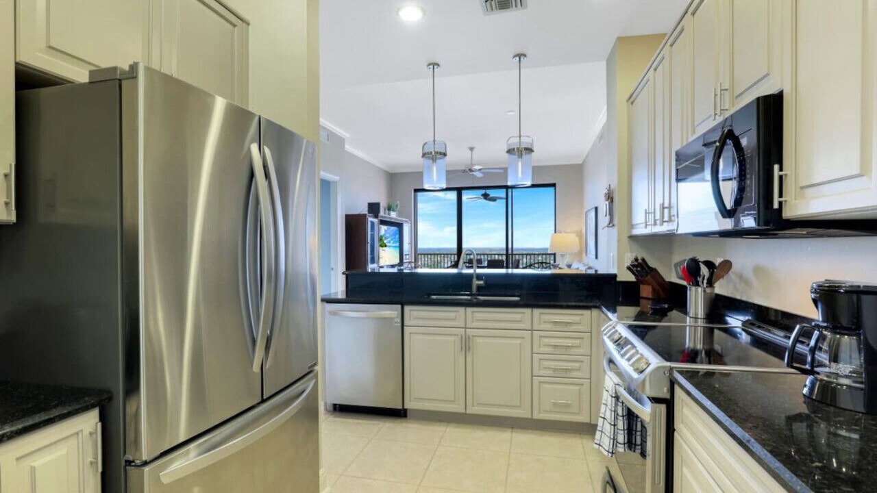 Photo of Kitchen in Cape Harbour