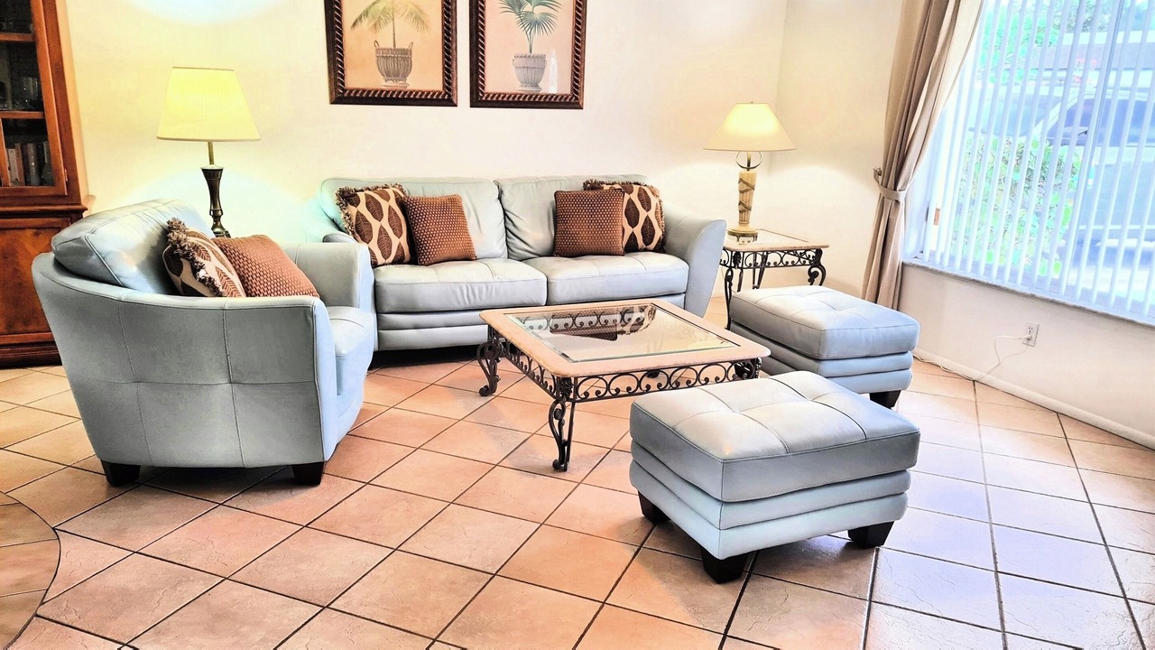 Photo of Livingroom in Port Saint Lucie