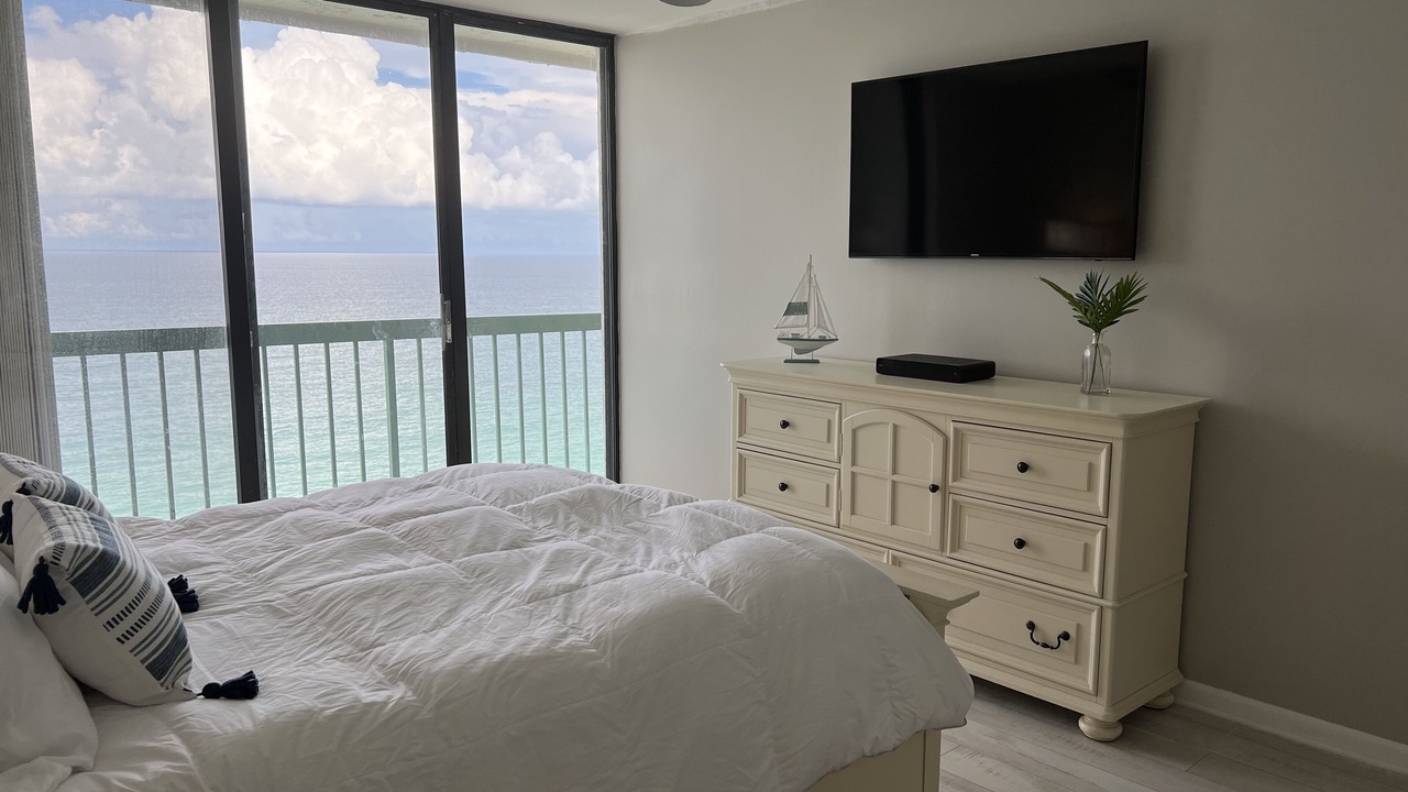 Photo of Bedroom in Hutchinson Island South