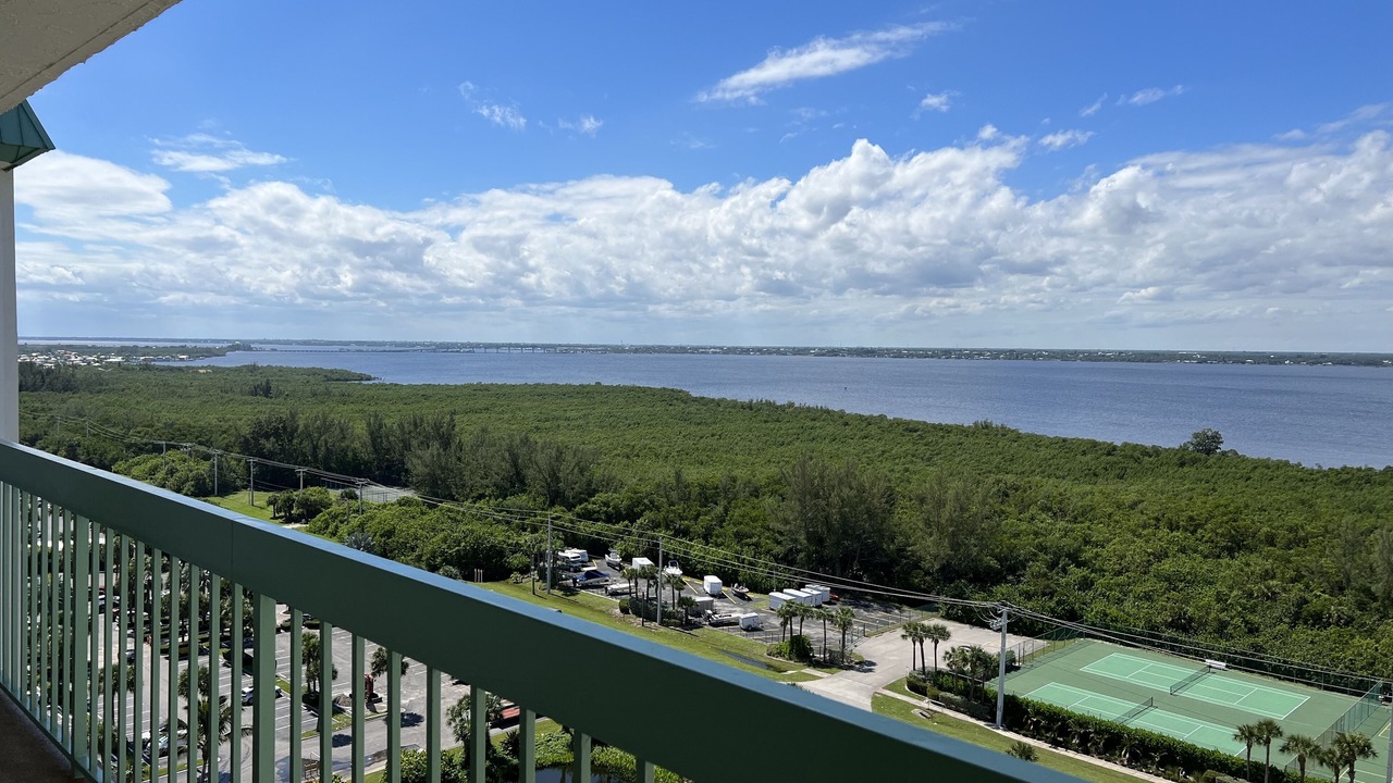 Photo of Outdoor in Hutchinson Island South