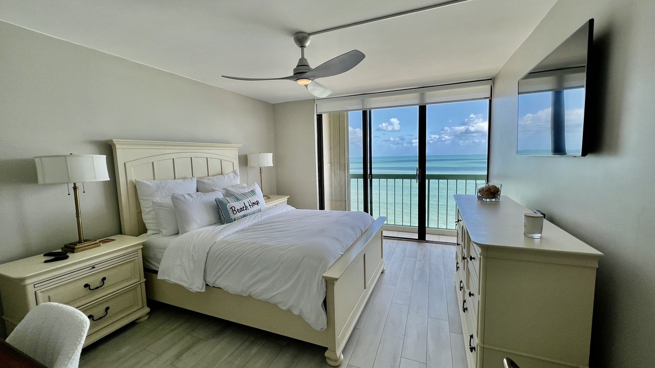 Photo of Bedroom in Hutchinson Island South