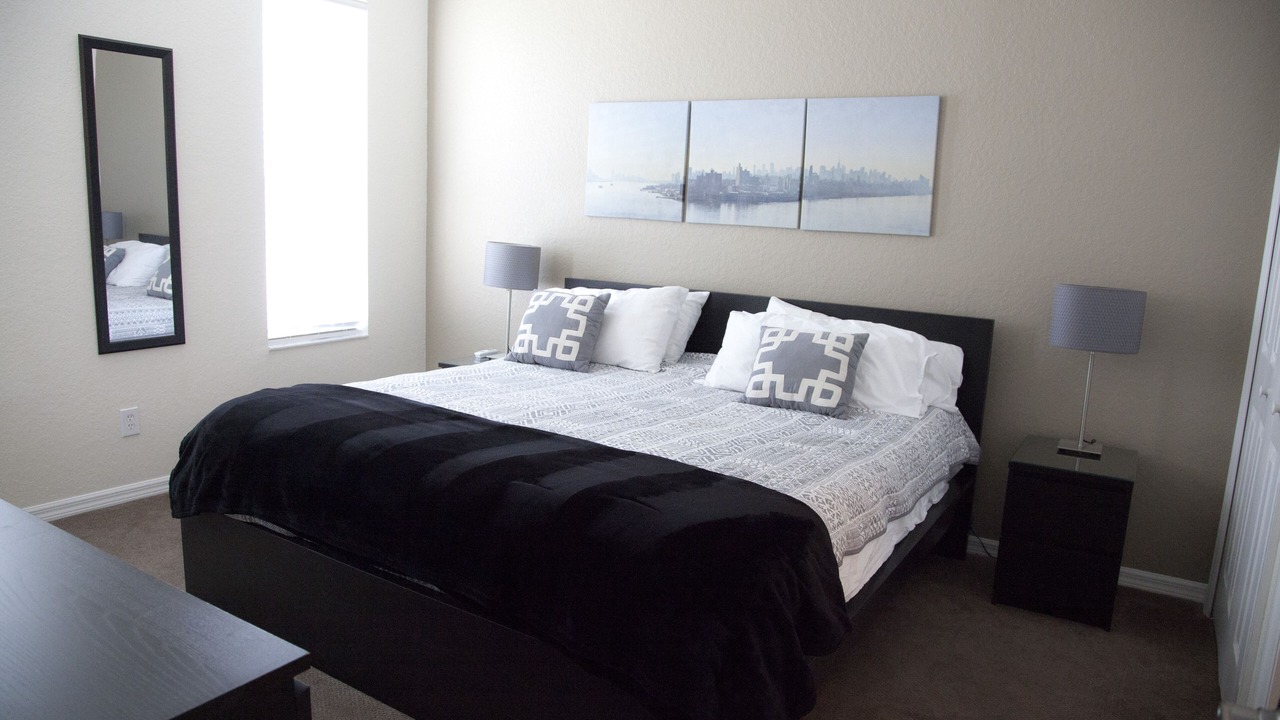 Photo of Bedroom in Regal Palms