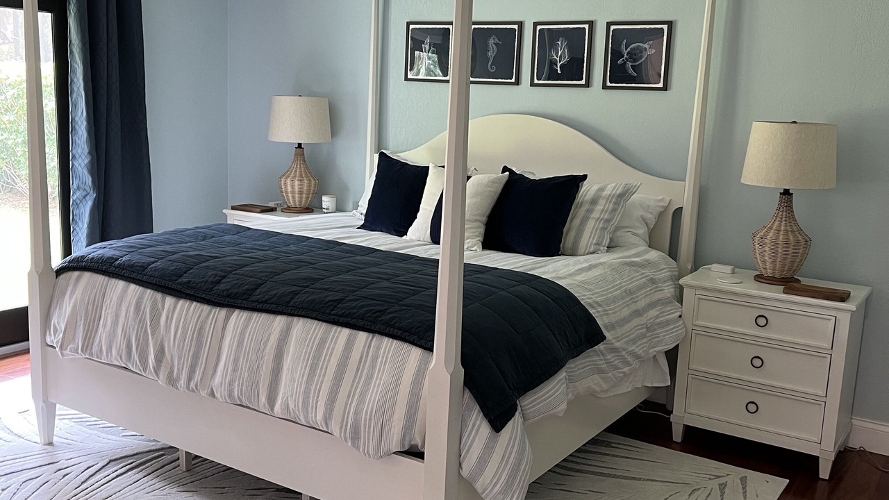 Photo of Bedroom in Central Naples