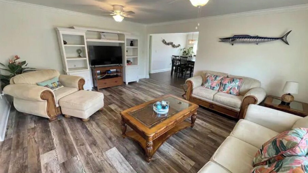 Photo of Livingroom in Indian Harbour Beach