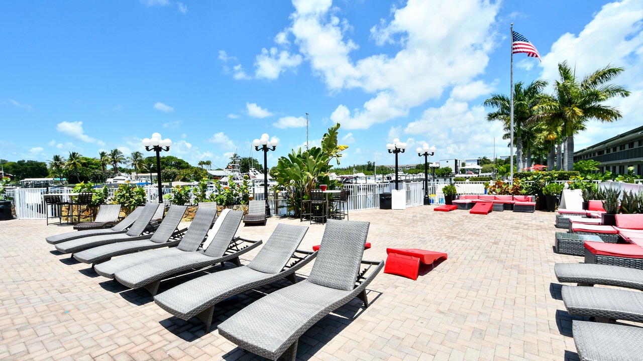 Photo of Patio Balcony in Trailer Estates