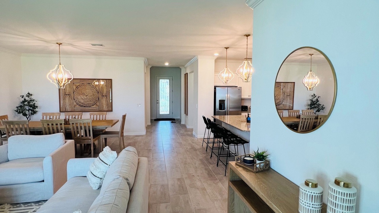 Photo of Livingroom in Pelican Preserve