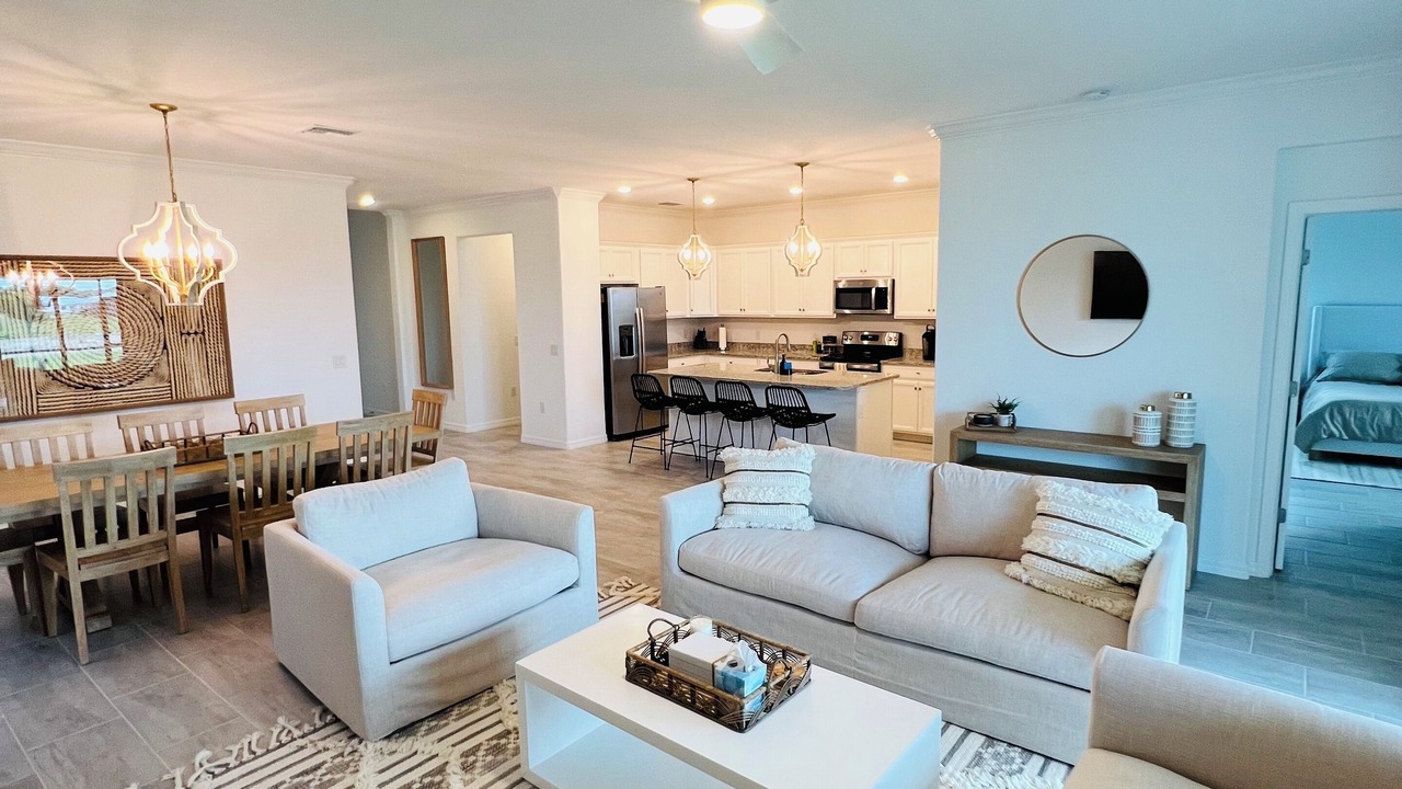 Photo of Livingroom in Pelican Preserve