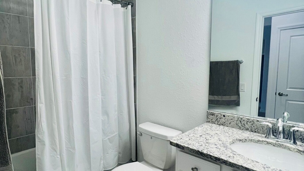 Photo of Bathroom in Pelican Preserve