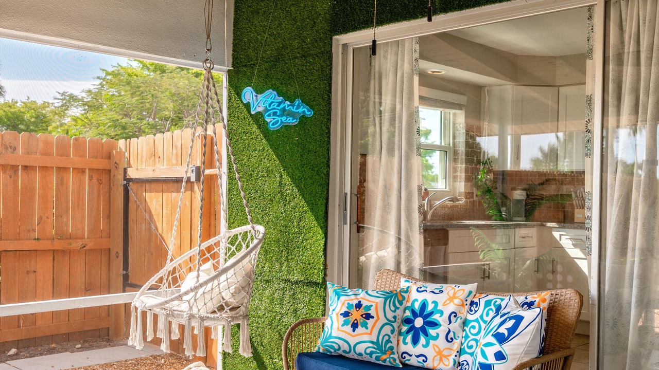 Photo of Patio Balcony in Caloosahatchee
