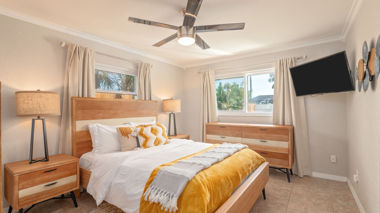 Photo of Bedroom in Caloosahatchee