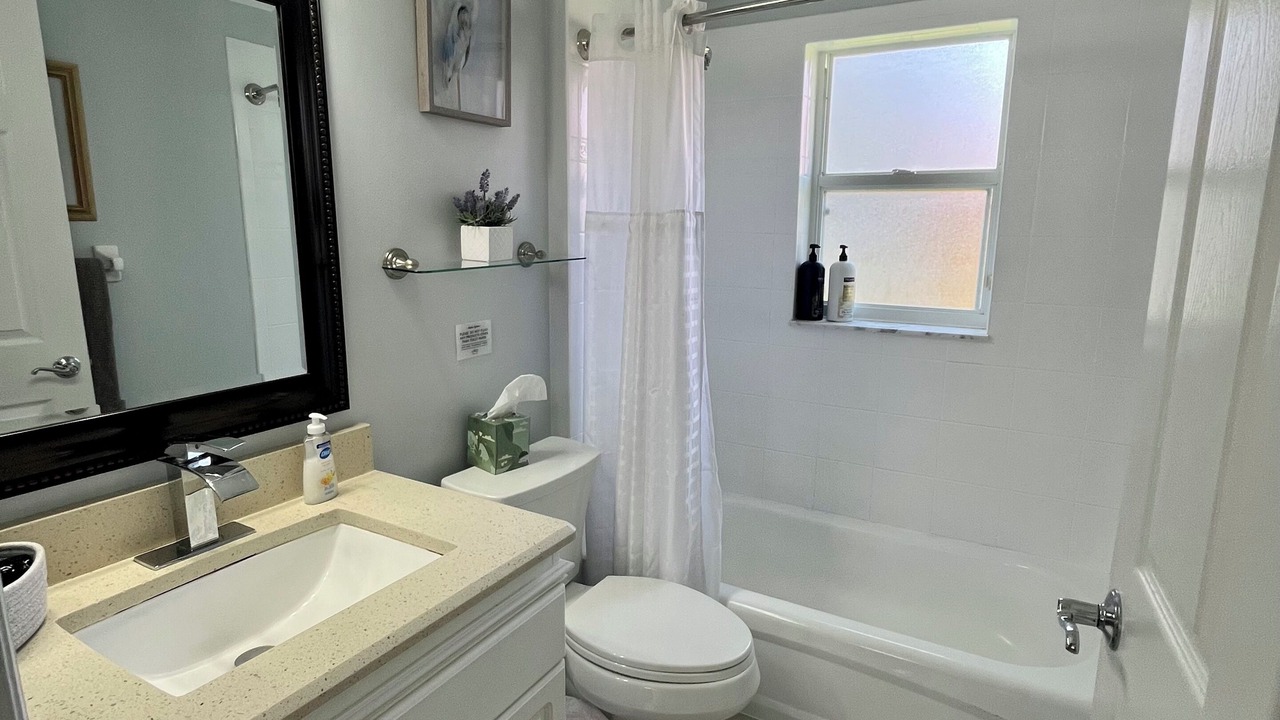 Photo of Bathroom in Port Saint Lucie