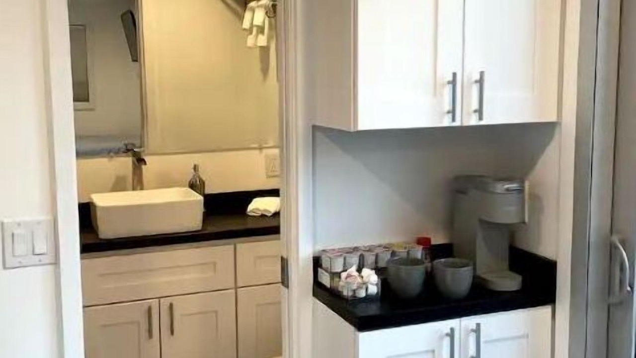 Photo of Bathroom in Jensen Beach