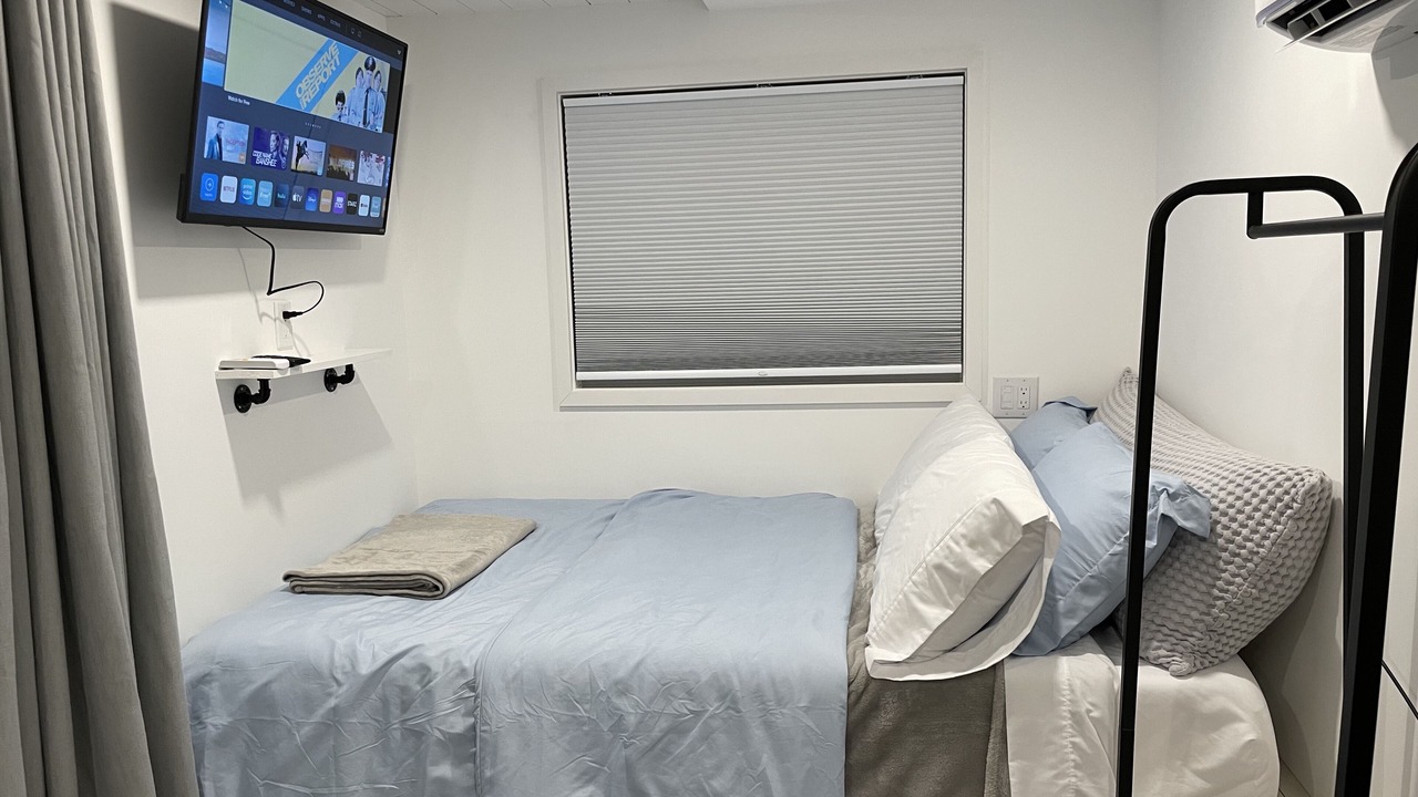 Photo of Bedroom in Jensen Beach