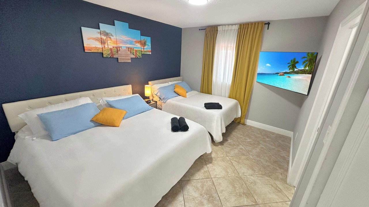 Photo of Bedroom in Coral Way
