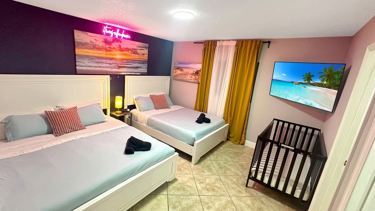 Photo of Bedroom in Coral Way
