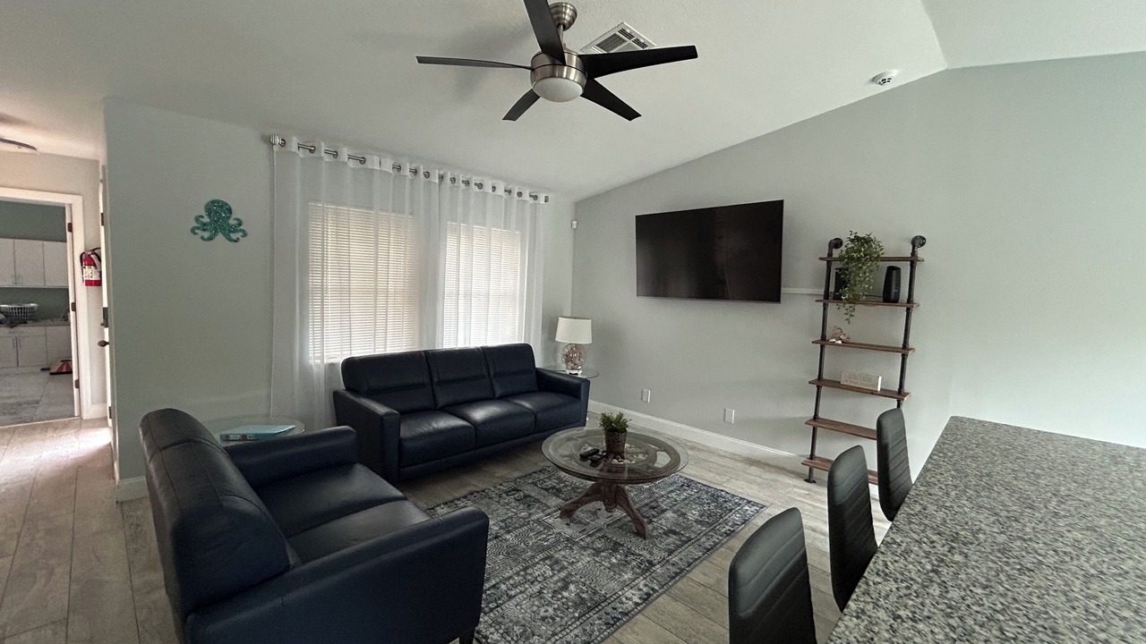 Photo of Livingroom in Largo