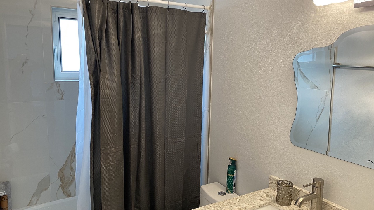 Photo of Bathroom in Largo