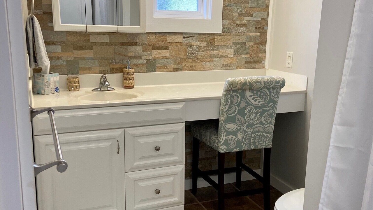 Photo of Bathroom in Highland