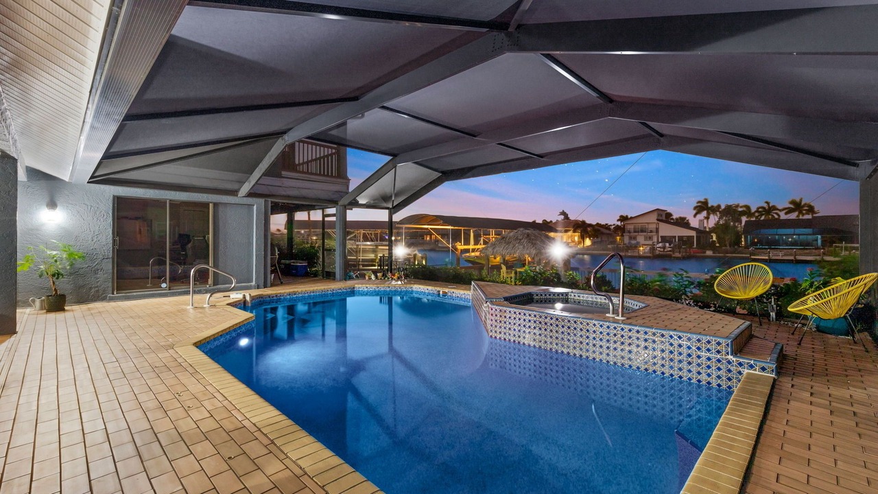 Photo of Outdoor in Pelican
