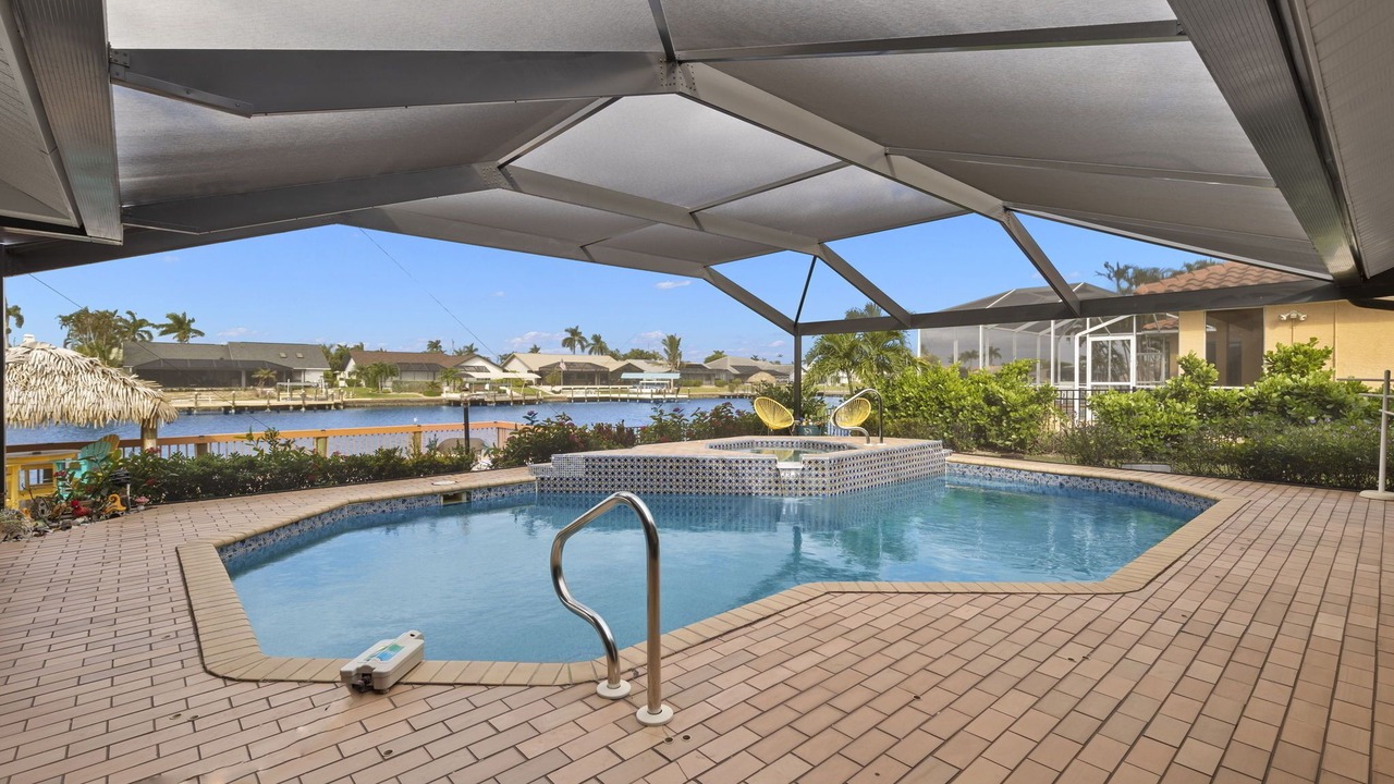 Photo of Outdoor in Pelican