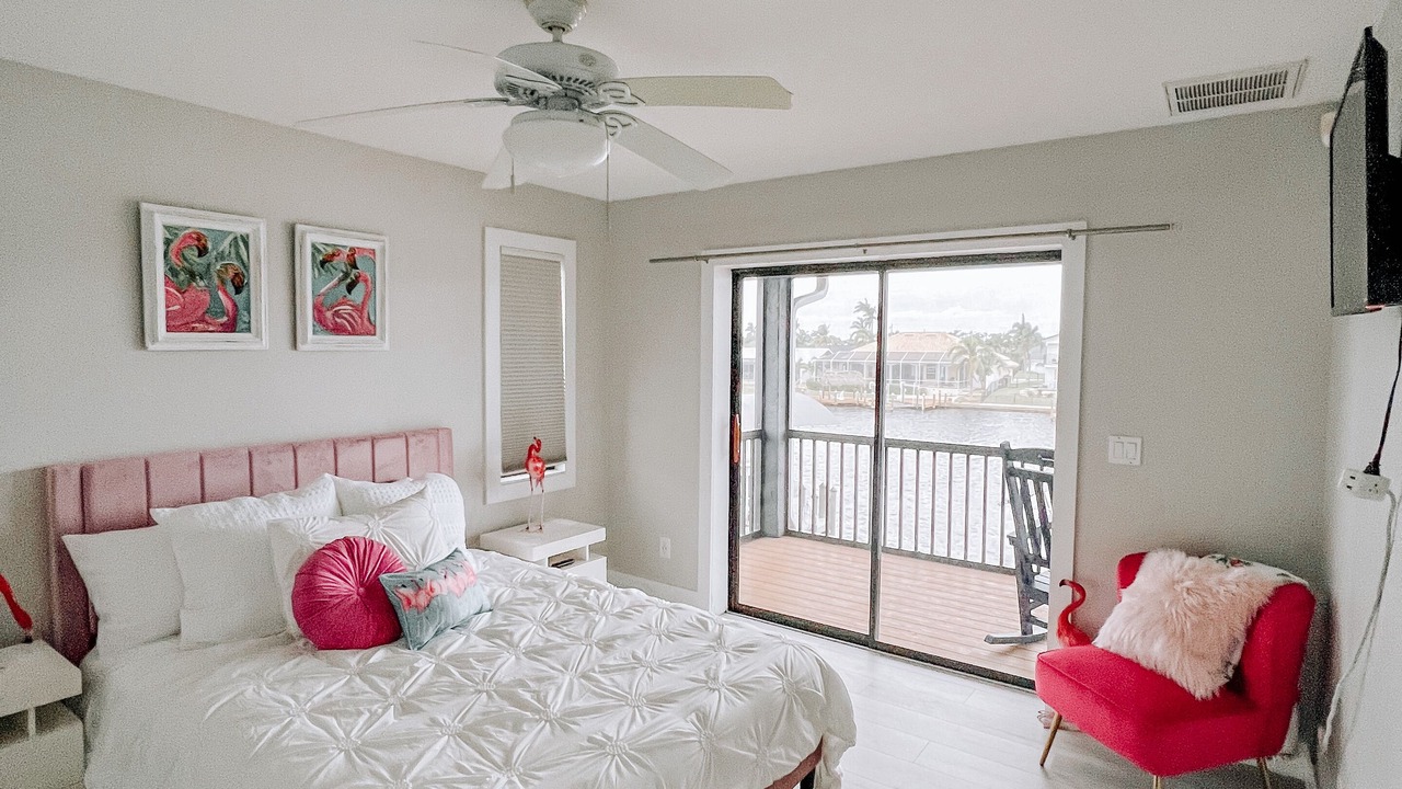 Photo of Bedroom in Pelican