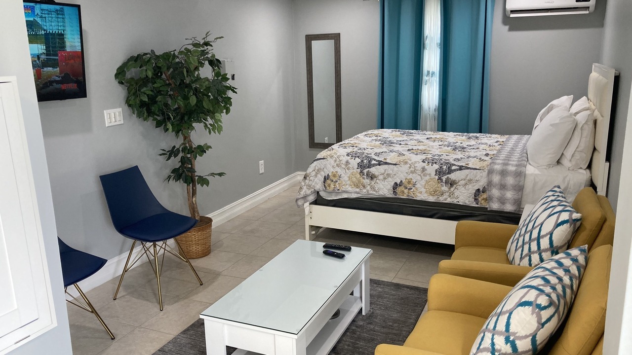 Photo of Bedroom in Greenacres