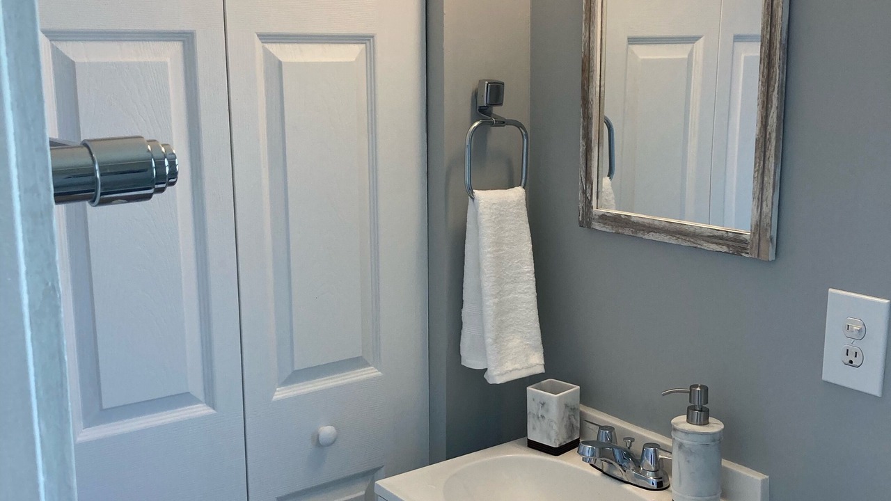 Photo of Bathroom in Greenacres