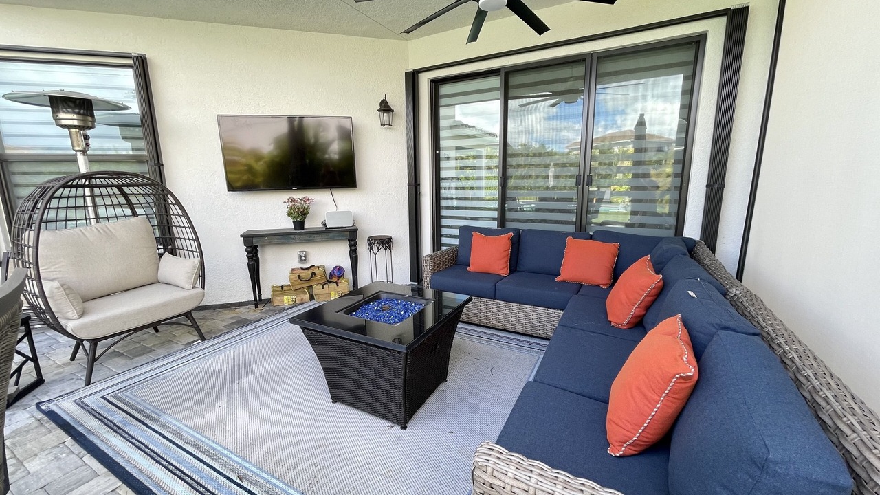 Photo of Livingroom in Naples