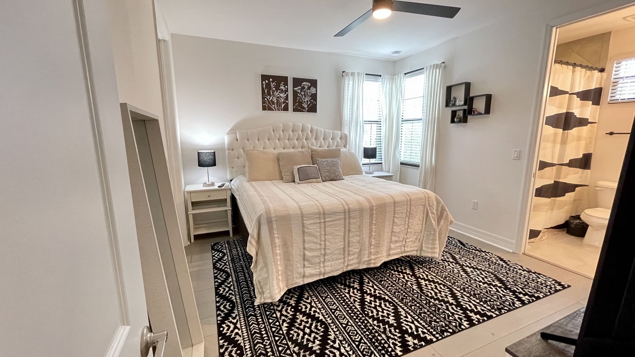 Photo of Bedroom in Naples