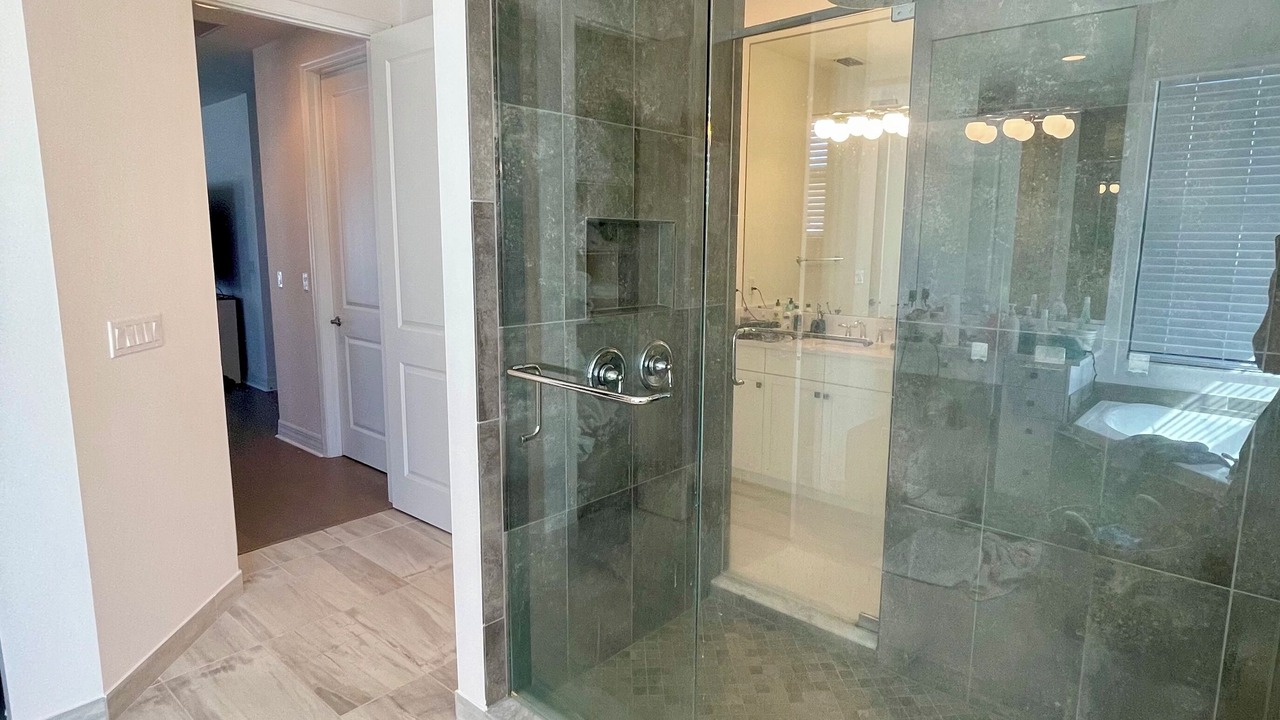 Photo of Bathroom in Naples