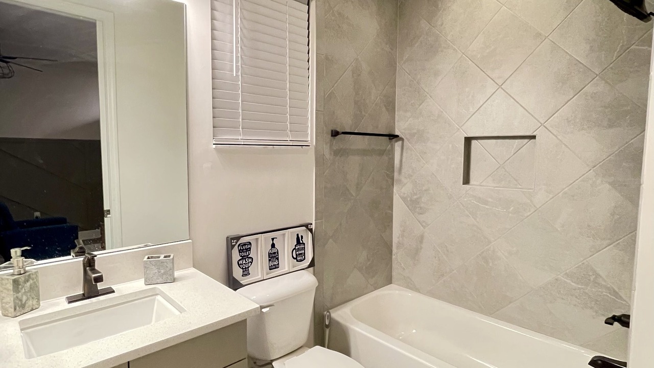 Photo of Bathroom in Naples