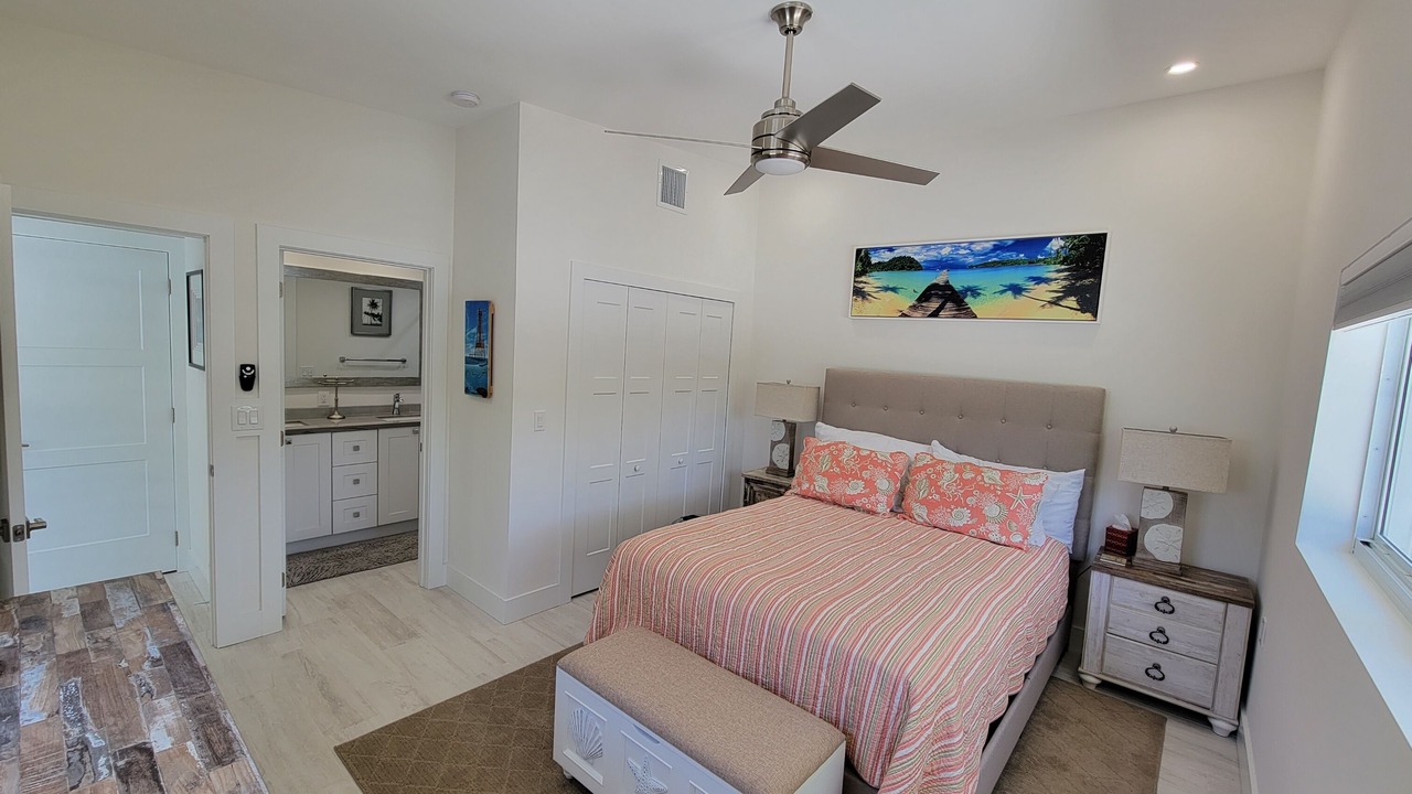 Photo of Bedroom in Marathon