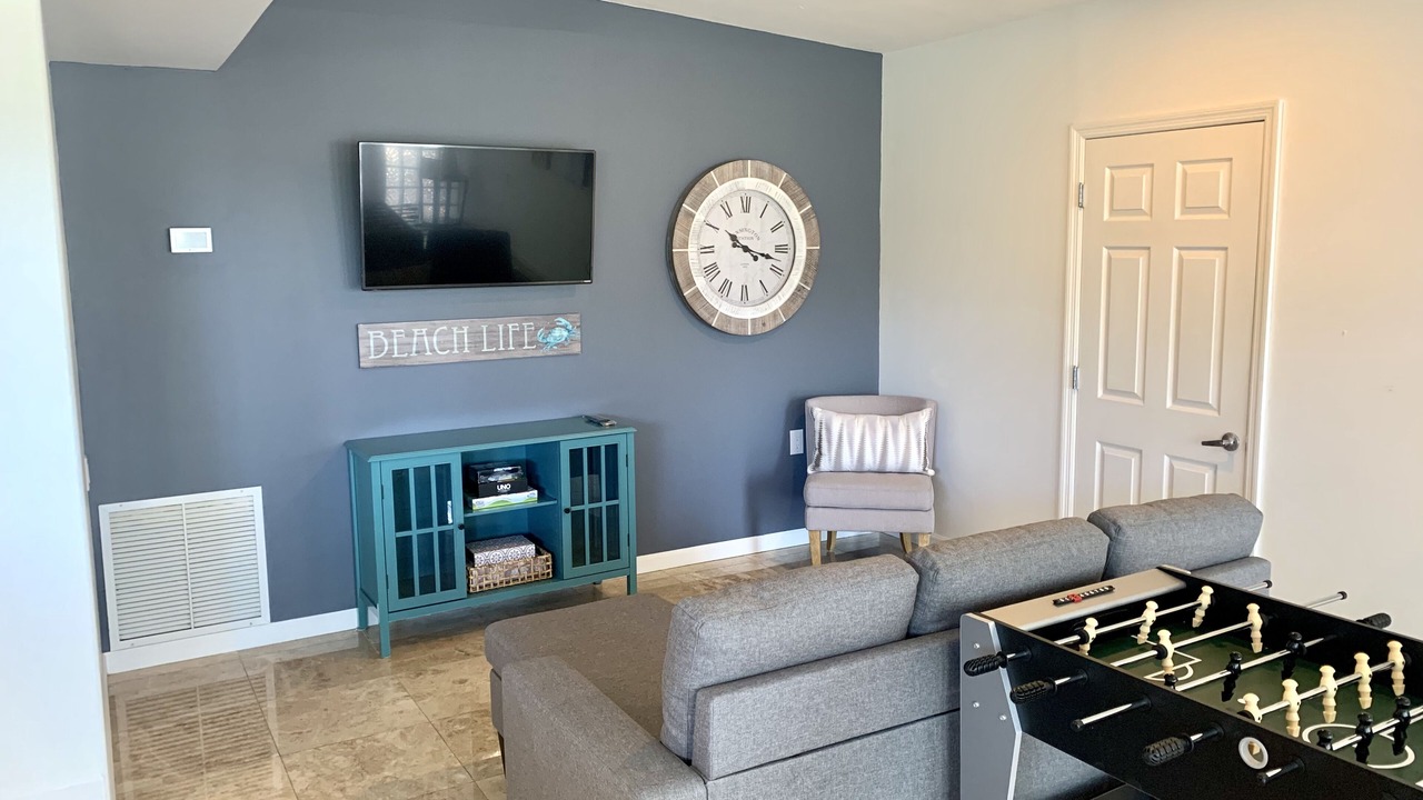 Photo of Livingroom in Bay Acres
