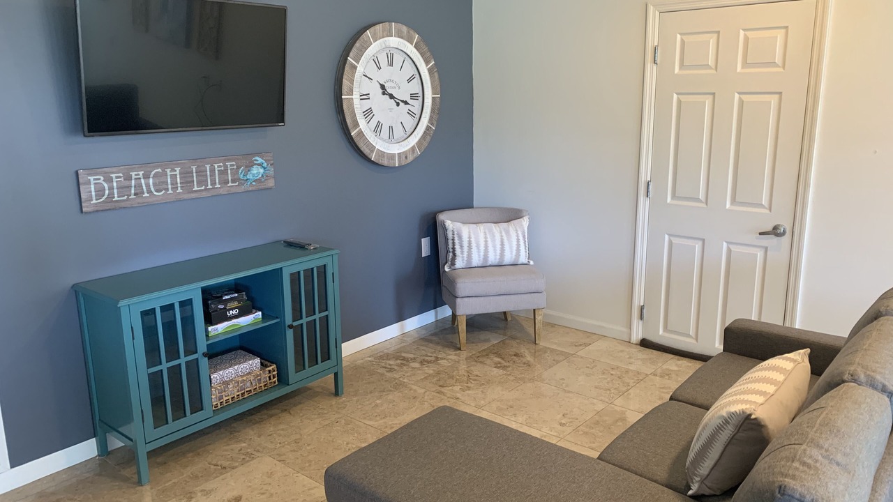 Photo of Livingroom in Bay Acres
