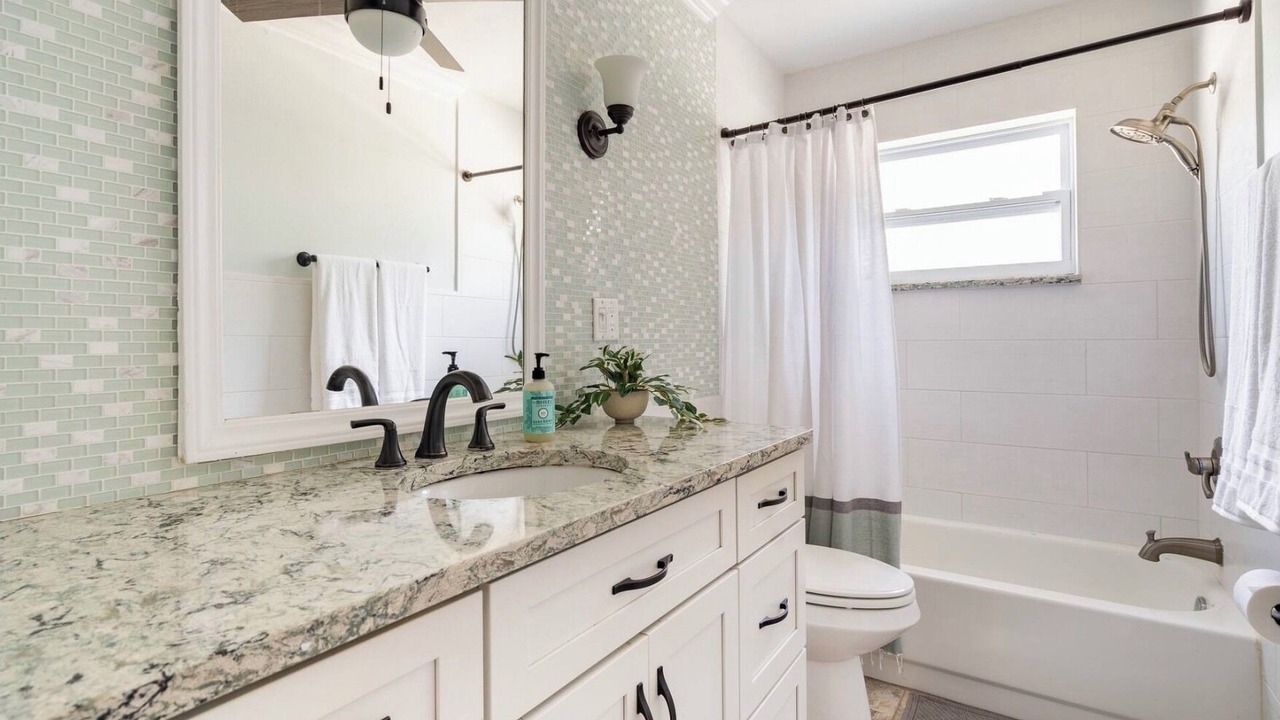 Photo of Bathroom in Belair Bayou
