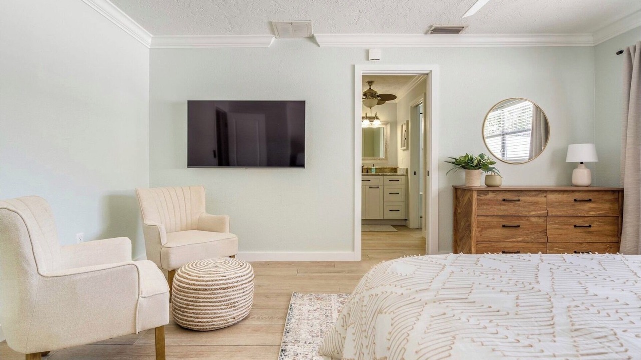 Photo of Bedroom in Belair Bayou