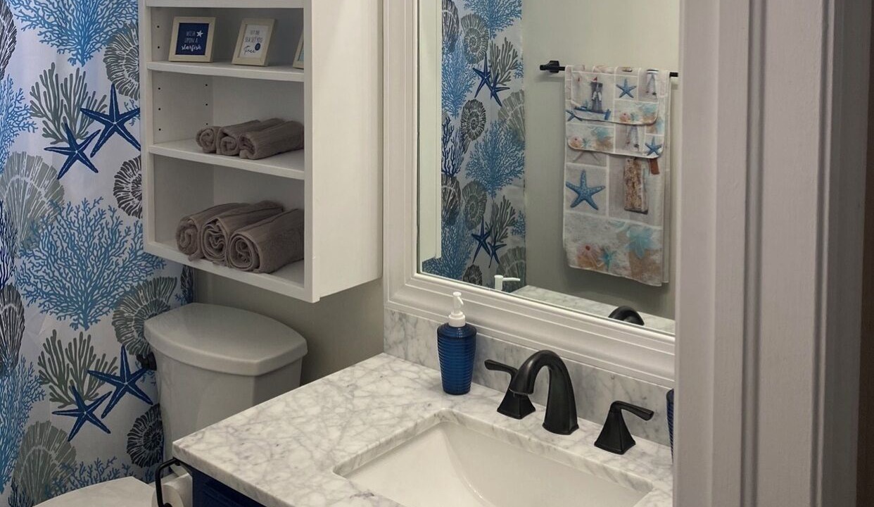 Photo of Bathroom in Diplomat