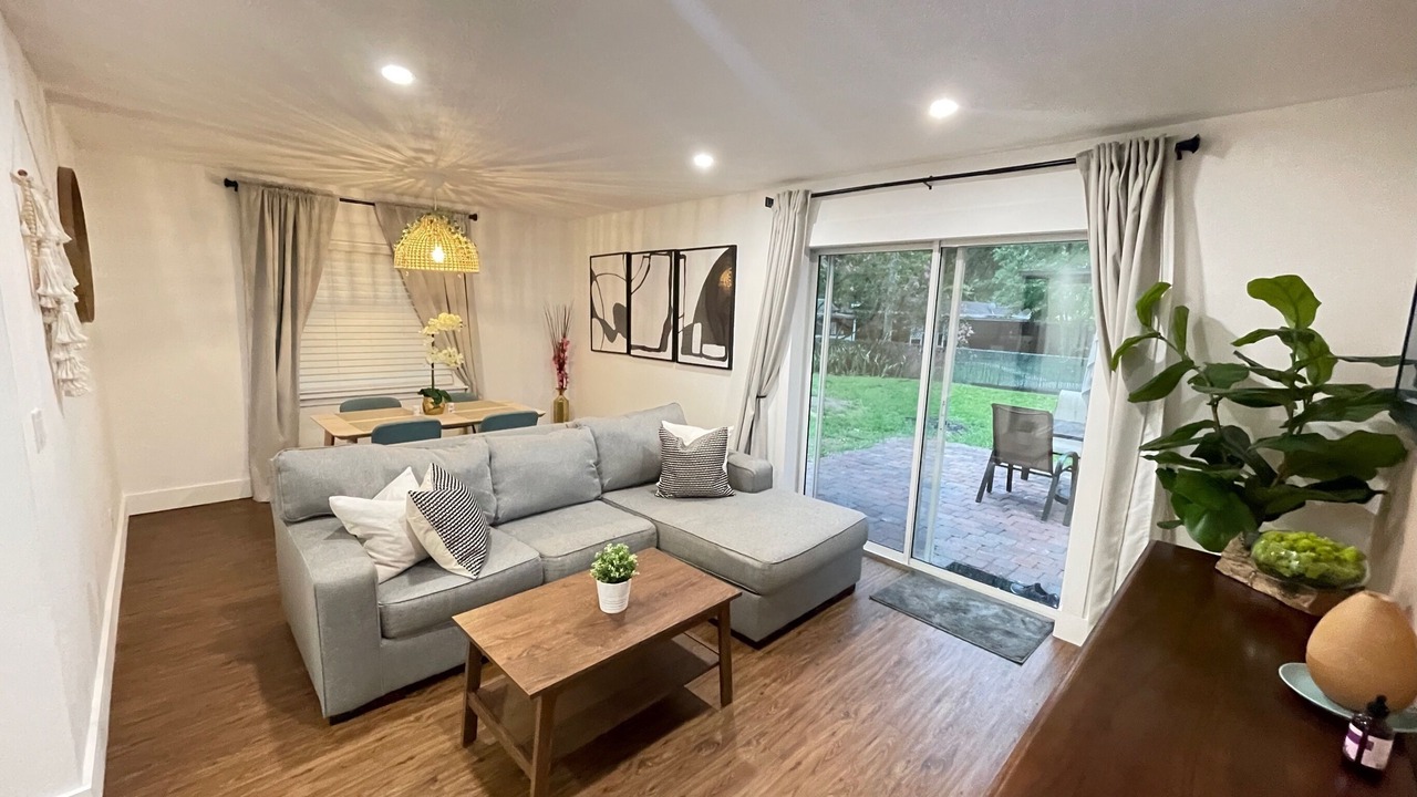 Photo of Livingroom in Brandon