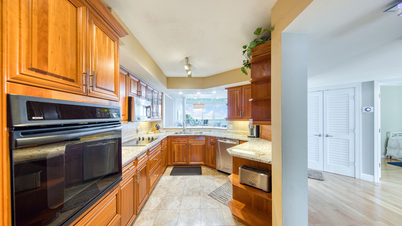 Photo of Kitchen in Bayway Isles